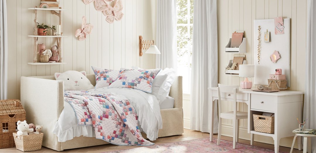 Pottery barn hot sale girls bedroom