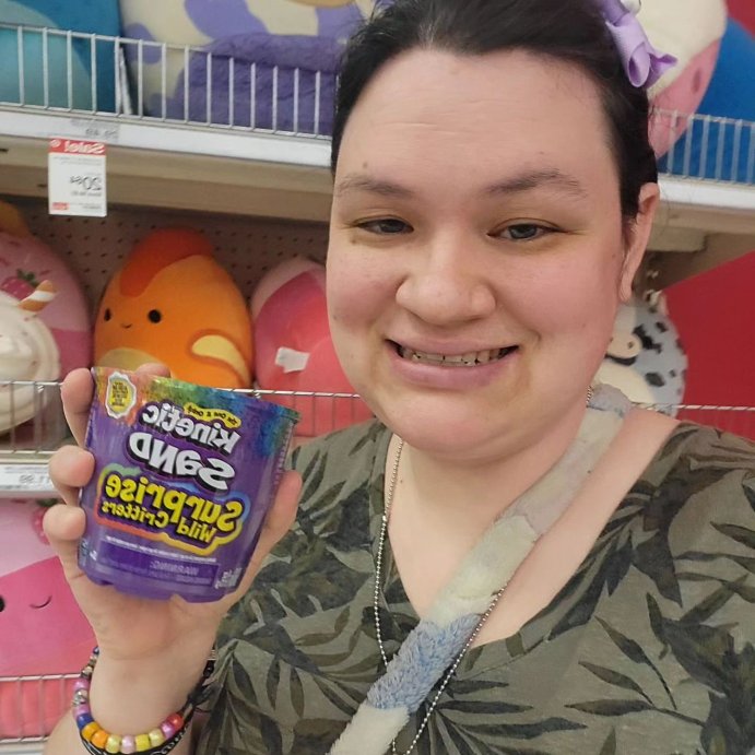 user image by @summerrockstar, Kinetic Sand Surprise Wild Critters