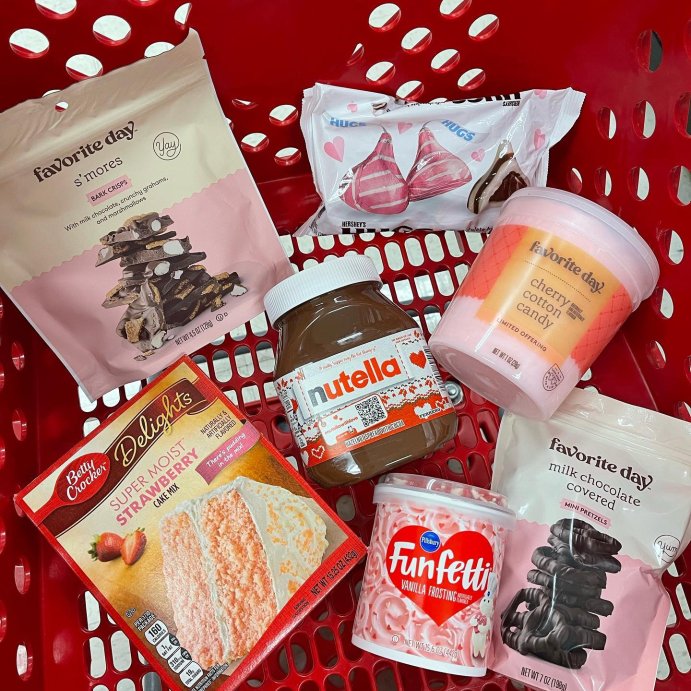 user image by @happi_miss, Pillsbury Valentine's Funfetti Frosting - 15.6oz