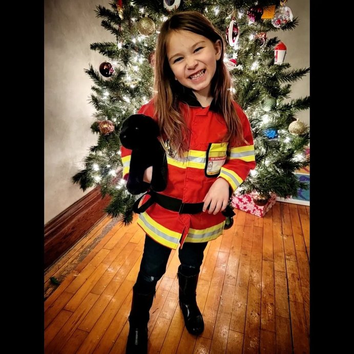 user image by @lenz_tk, Melissa &#38; Doug Fire Chief Role Play Costume Dress-Up Set (6pc)