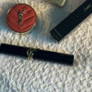 &rsquo;s mediaimport video of YSL BEAUTY Lash Clash Extreme Volume Mascara,YSL BEAUTY Loveshine Plumping Lip Oil Gloss,YSL BEAUTY Make Me Blush Powder