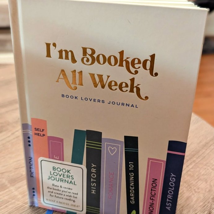 user image by @shelfcarevibes, Book Lovers Journal - I&#39;m Booked All Week