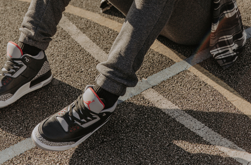 Jordan 3 black cement hotsell on foot