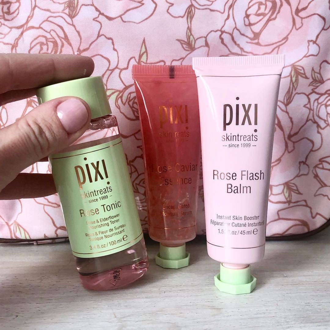 user image by @theskinsisters, Pixi by Petra Rose Tonic