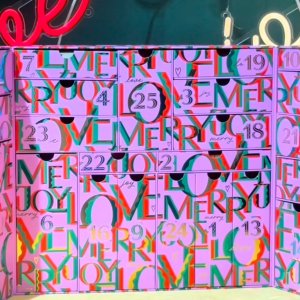 @spacenk’s instagram video of Space NK Beauty Advent Calendar