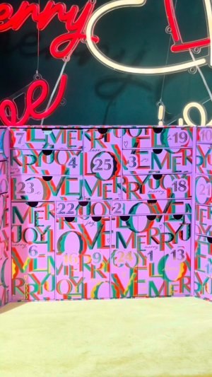 @spacenk’s instagram video of Space NK Beauty Advent Calendar