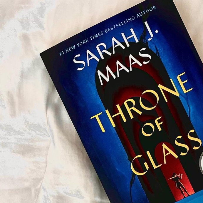 user image by @booksinthecity_ny, Throne of Glass - by Sarah J Maas