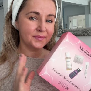 &rsquo;s mediaimport video of Medik8 Summer Skin Essentials