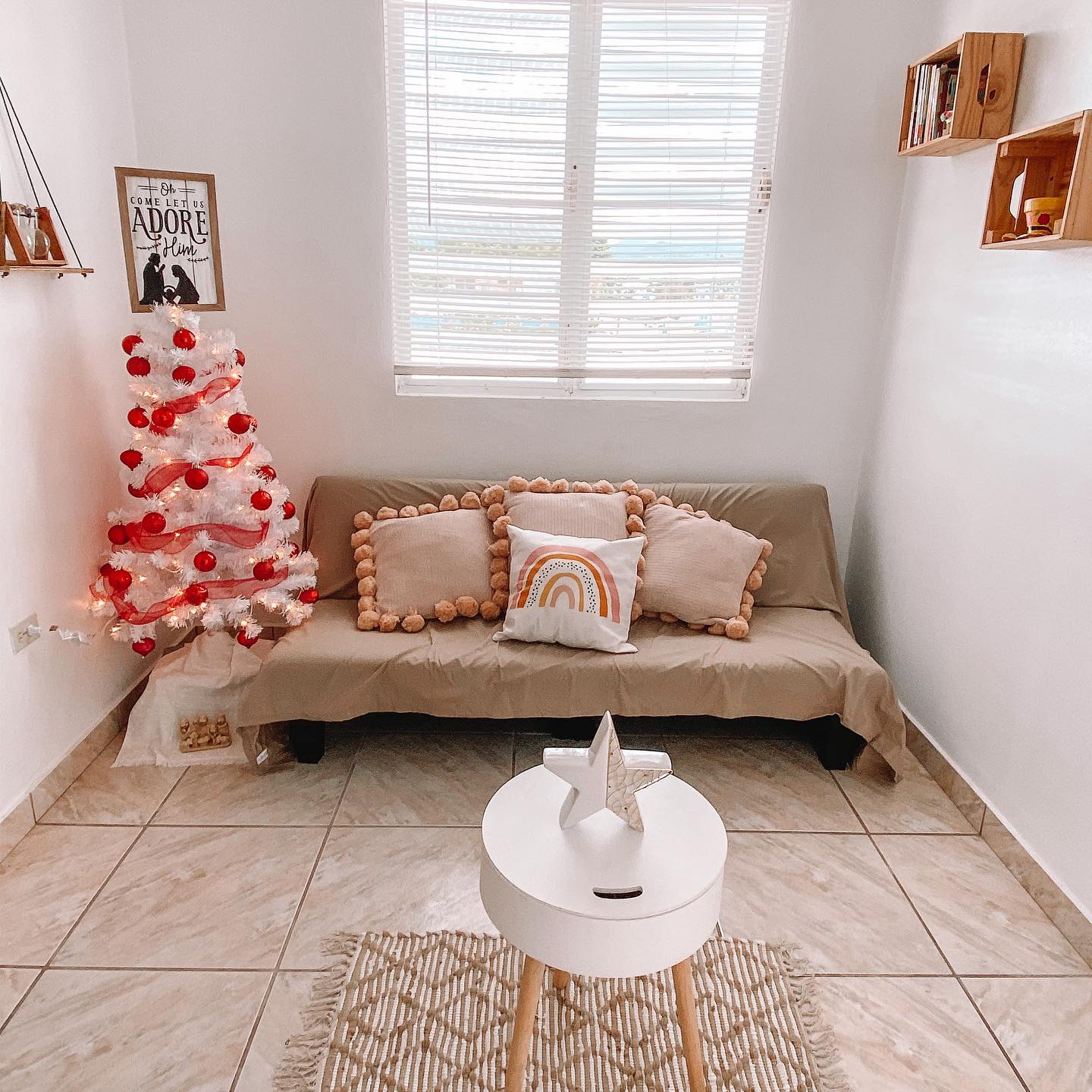 Contemporary pink christmas Instagram Post