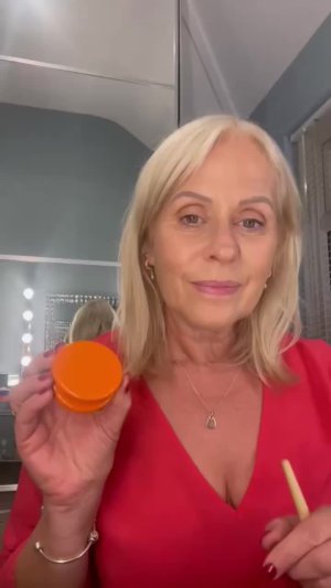 &rsquo;s mediaimport video of Sarah Creal Beauty Eyes Up Creamy Kajal Longwear Liner,Sarah Creal Beauty Just Like Paradise 12H Peptide Sculpting Cream Bronzer