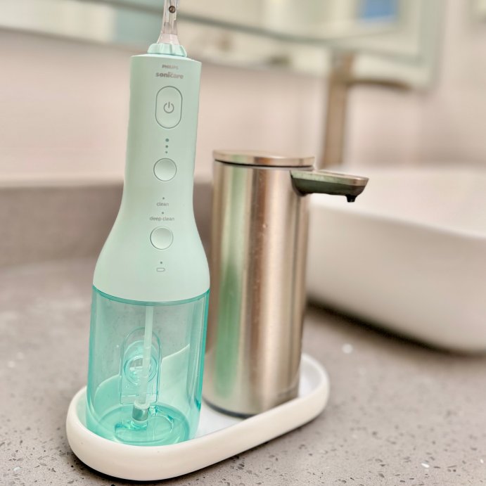 user image by destiny x, Philips Sonicare 3000 Cordless Power Flosser