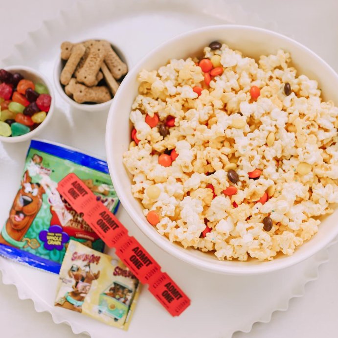 user image by @itsallformykids, Keebler Scooby-Doo! Cinnamon Baked Graham Cracker Sticks - 12oz/12ct