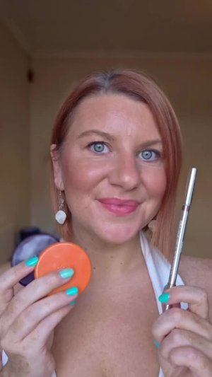 Kira Smith &rsquo;s mediaimport video of Sarah Creal Beauty Eyes Up Creamy Kajal Longwear Liner,Sarah Creal Beauty Just Like Paradise 12H Peptide Sculpting Cream Bronzer