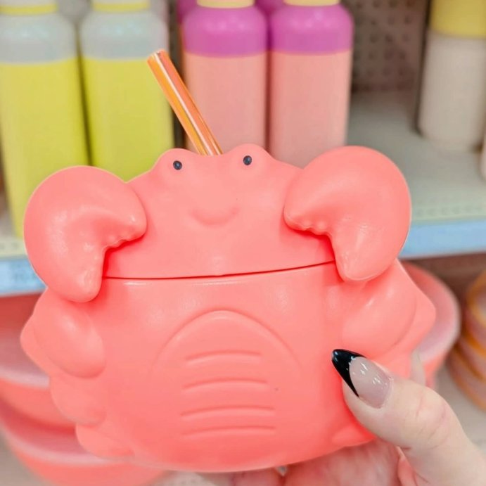 user image by @heartsandhaunts, 20 fl oz Figural Crab Tumbler - Sun Squad&#8482;