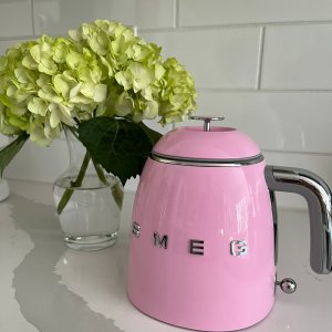 Smeg Mini Kettle Review: I Swear By It