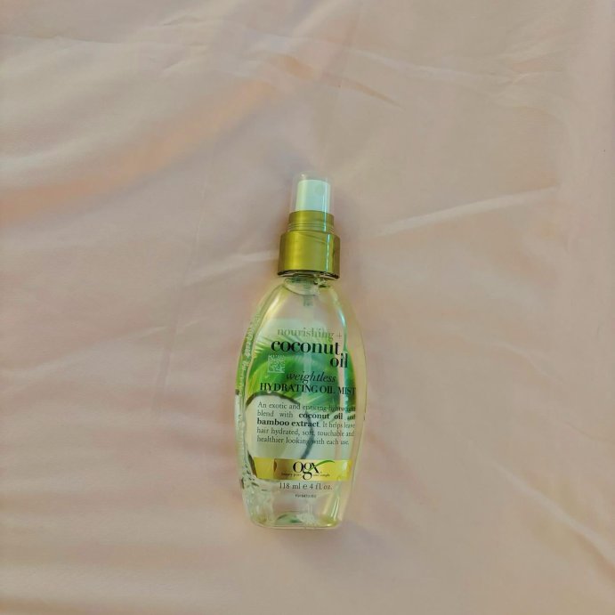 user image by @lifeofamk, OGX Nourishing Coconut Oil Weightless Hydrating Oil Mist Lightweight Leave-In Hair Treatment - 4.0 fl oz