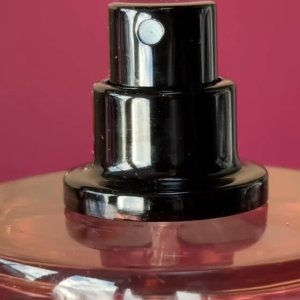 @spacenks {1} {2} av {3}