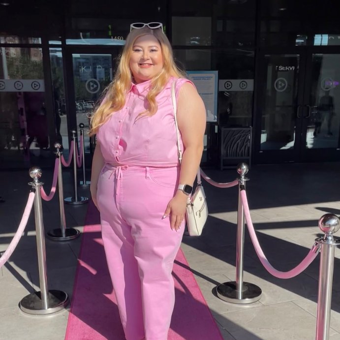 user image by @style_byaaliyah, Women's High-Rise Wide Leg Jeans - Ava & Viv™