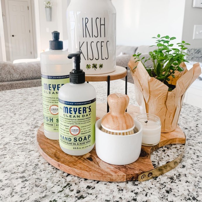 user image by @theholtzhouse, Mrs. Meyer's Clean Day Liquid Hand Soap Lemon Verbena Scent