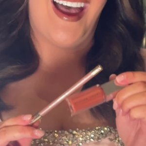 Eleanor.louisemua&rsquo;s mediaimport video of Fenty Beauty Fenty Beauty x Space NK Island Time Kiss