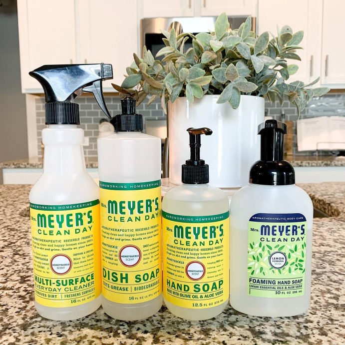 user image by @lynnaeraquelhome, Mrs. Meyer&#39;s Clean Day Honeysuckle Scent Multi-Surface Everyday Cleaner - 16 fl oz