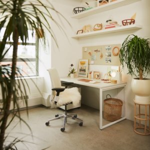 SIN Ceramic Twist Trivet