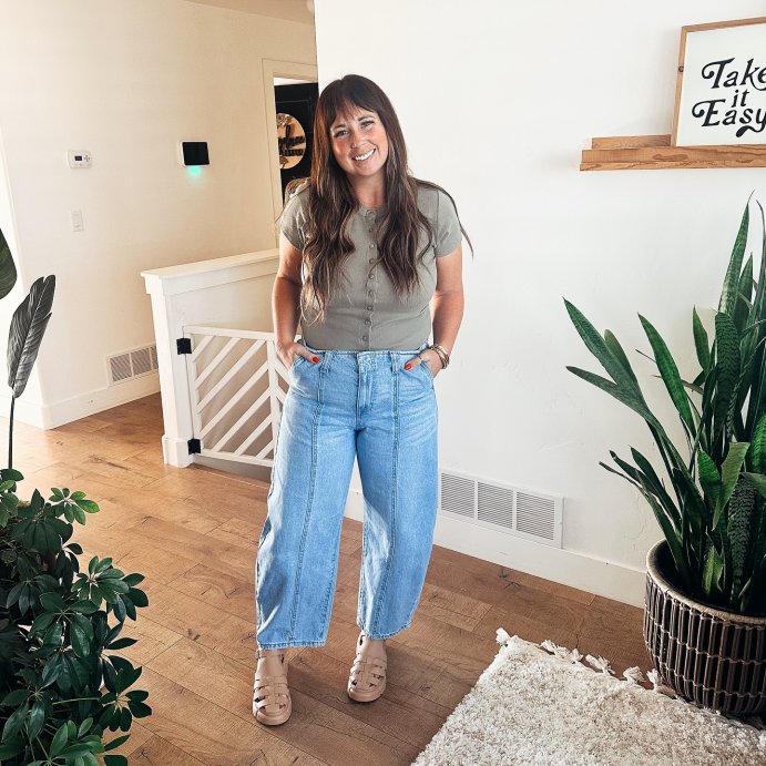 user image by @what_she_wore__, Women's Mid-Rise Barrel Leg Ankle Jeans - Universal Thread™