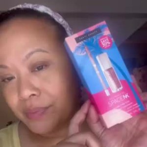 &rsquo;s mediaimport video of Fenty Beauty Fenty Beauty x Space NK Island Time Kiss