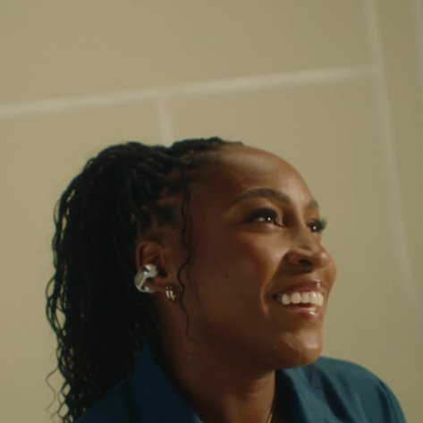 bose's video of Bose Ultra Open Earbuds