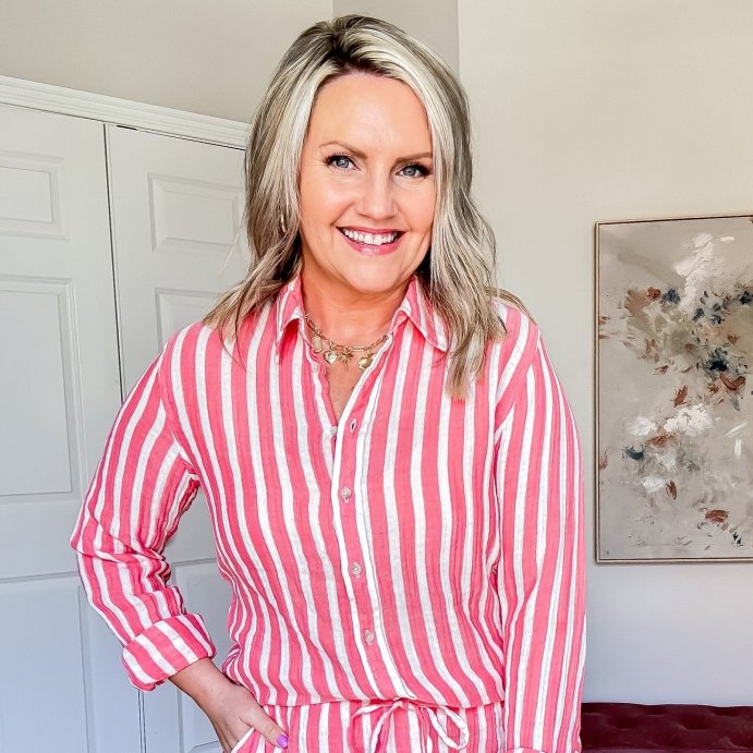 user image by @lovelylifestyling, Women's Gauze Long Sleeve Collared Button-Down Shirt - Universal Thread™