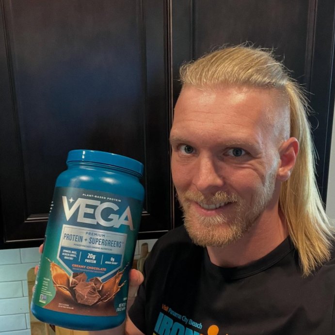 user image by @stephencglaus, Vega Plant-Based Protein, Premium Protein + Supergreens™, Creamy Chocolate, 1 lb 12.7 oz (814 g)
