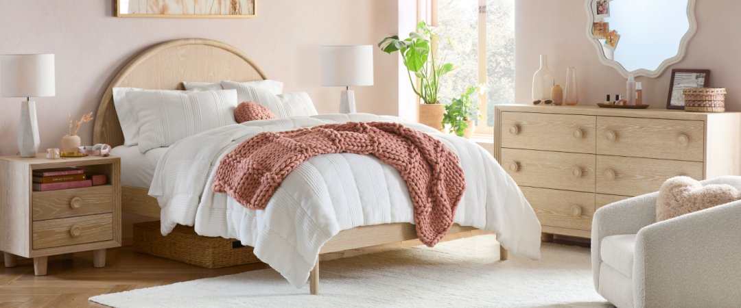 New Teen Furniture & New Teen Decor | Pottery Barn Teen