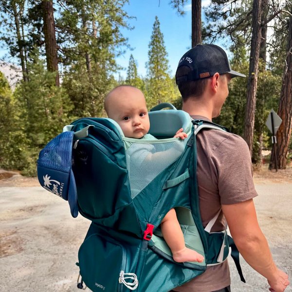@hikeitdavy's instagram image of Osprey Poco LT Child Carrier Deep Teal