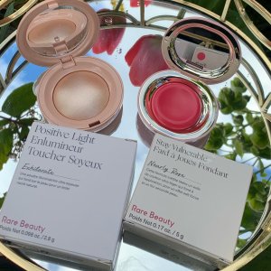 @ravsreviewss {1} {2} van {3}