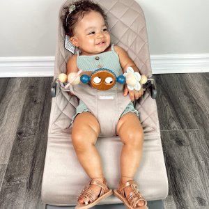 Baby bjorn bouncer toy sales