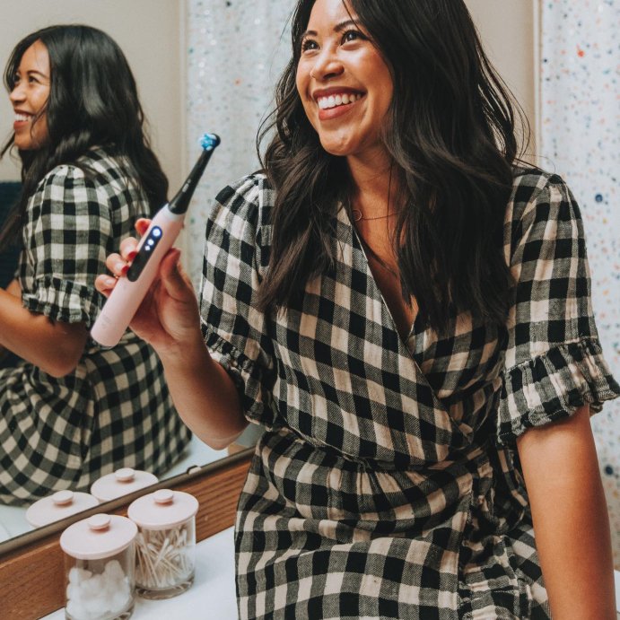 user image by @emmasedition, Oral-B iO Series 5 Electric Toothbrush with Brush Head