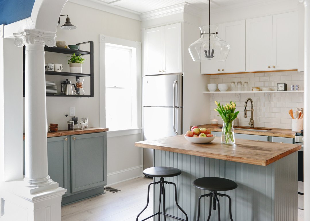 The Best Kitchen Counter Organization - MY 100 YEAR OLD HOME