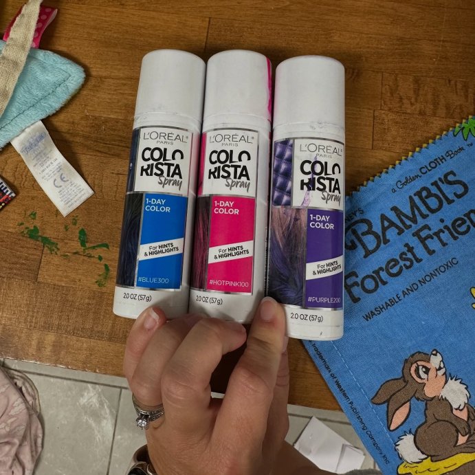 user image by @my_herd_of_happy_hippos, L'Oreal Paris Colorista 1-Day Hair Color Spray
