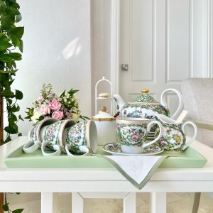 Famille Rose Tea Set