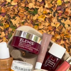 @spacenks {1} {2} av {3}