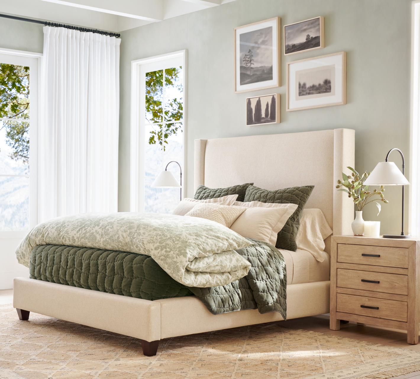 Pottery barn outlet bed furniture