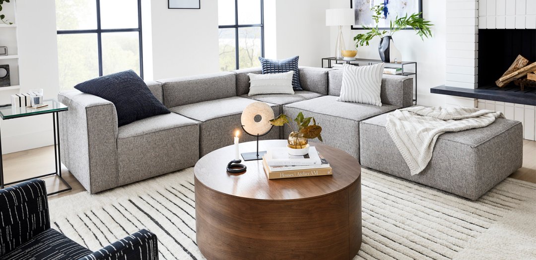 Featured image of post Living Room Couch Top View : Not all living rooms were designed with tv viewing in mind.