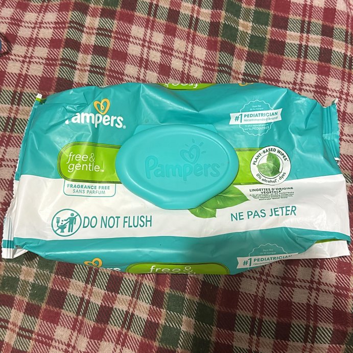user image by @__3m_1ly__, Pampers Free & Gentle Baby Wipes