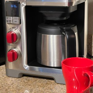 Wolf Gourmet on Instagram: The Wolf Gourmet Programmable Coffee Maker with  thermal carafe and integrated scale brews a consistently superior cup of  coffee. Click the link in our bio to shop now. #