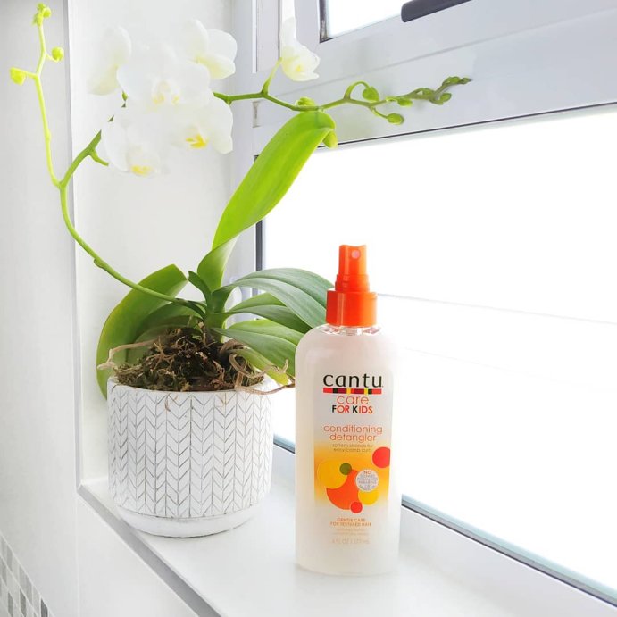 user image by @nadia.bester, Cantu Care Value Size Detangler Hair Treatment