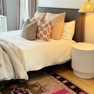 Fluted Ceramic Side Table (13"–16")