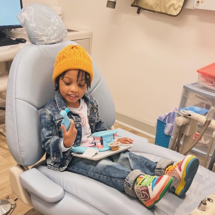 user image by @irmokidsdental, Melissa &#38; Doug Super Smile Dentist Kit With Pretend Play Set of Teeth And Dental Accessories (25 Toy Pieces)
